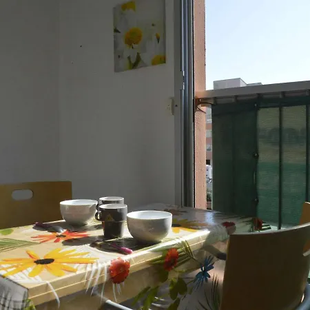 Apartment Cap D'agde, 1 Piece, 2 Personnes - Fr-1-249-324 *